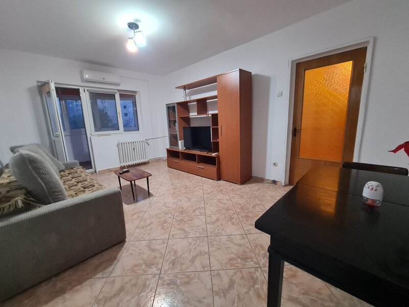 Obor 2 min., ap. 2 camere decomandat, DB1673.