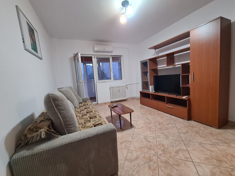 Obor 2 min., ap. 2 camere decomandat, DB1673.